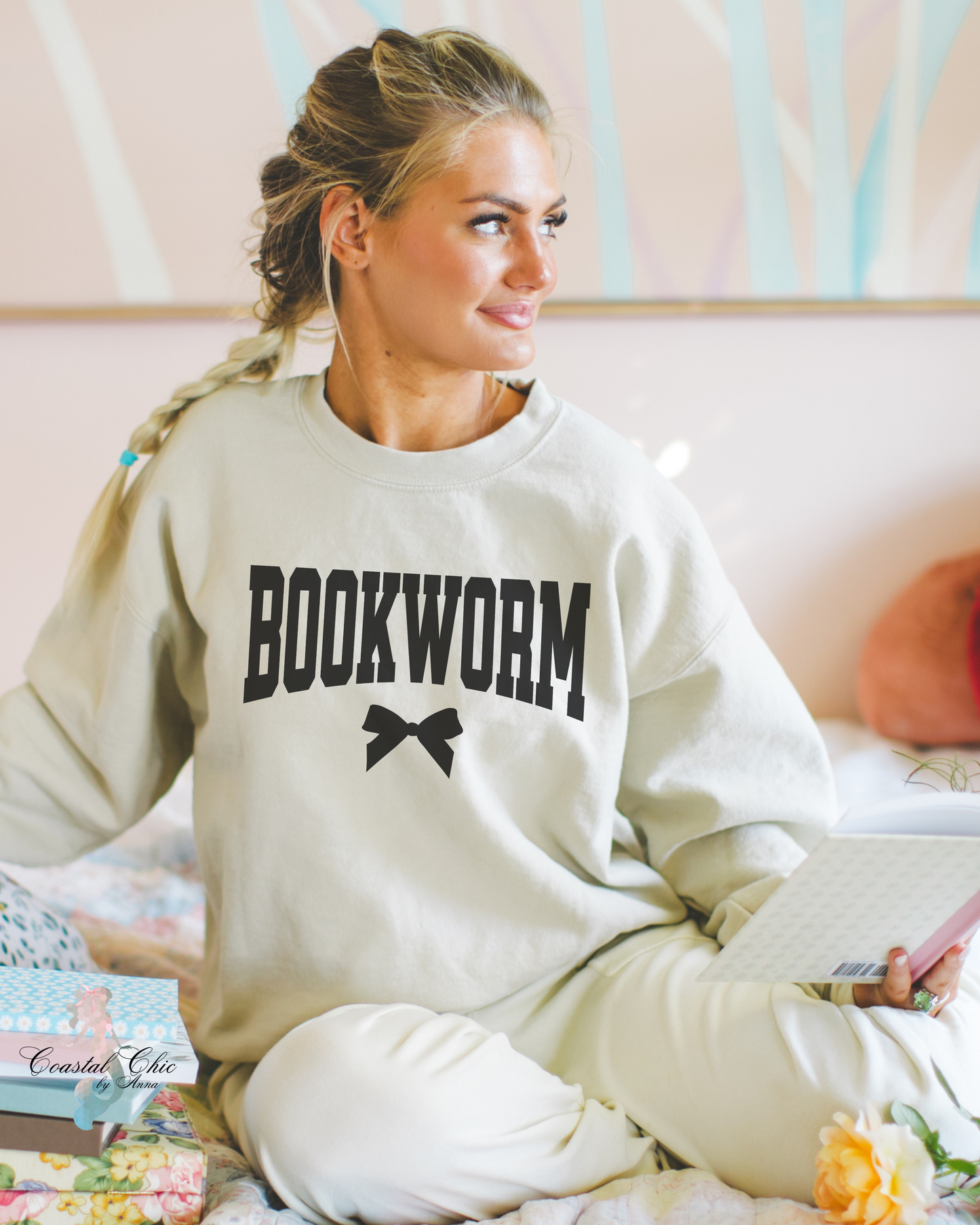 Bookworm Coquette Sweatshirt